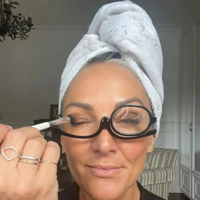 TheOneGlass™ — Flawless Makeup Confidence with Razor-Sharp Clarity